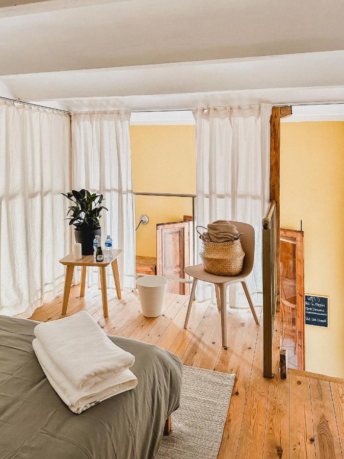 Habitacion Privada, Casa Compartida Con Pareja Private Room, Shared House With A Couple Barcellona Esterno foto